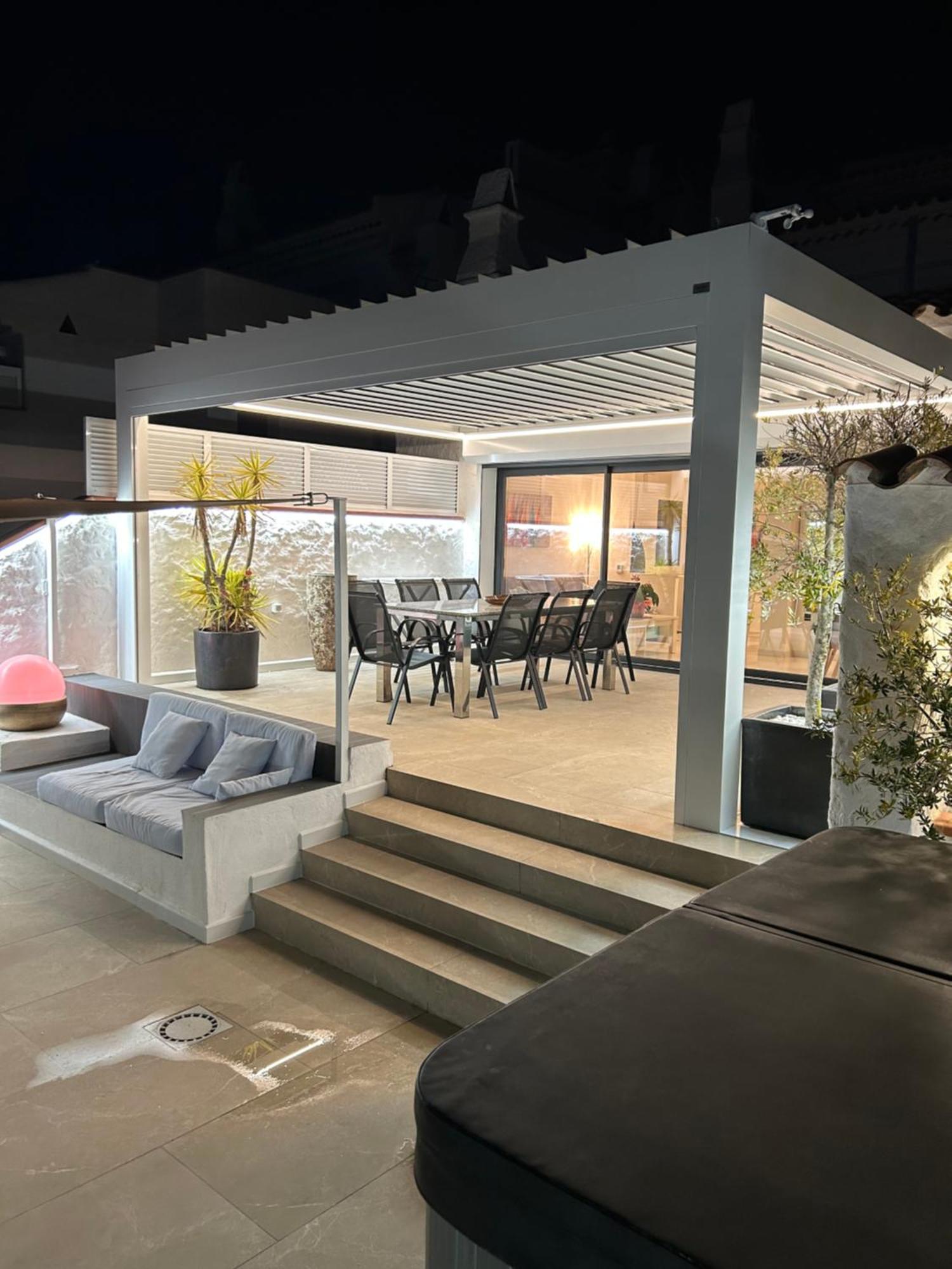 Appartement Duplex Rosas Avec Terrasse Magnifique Jacuzzi Vue Mer Екстер'єр фото