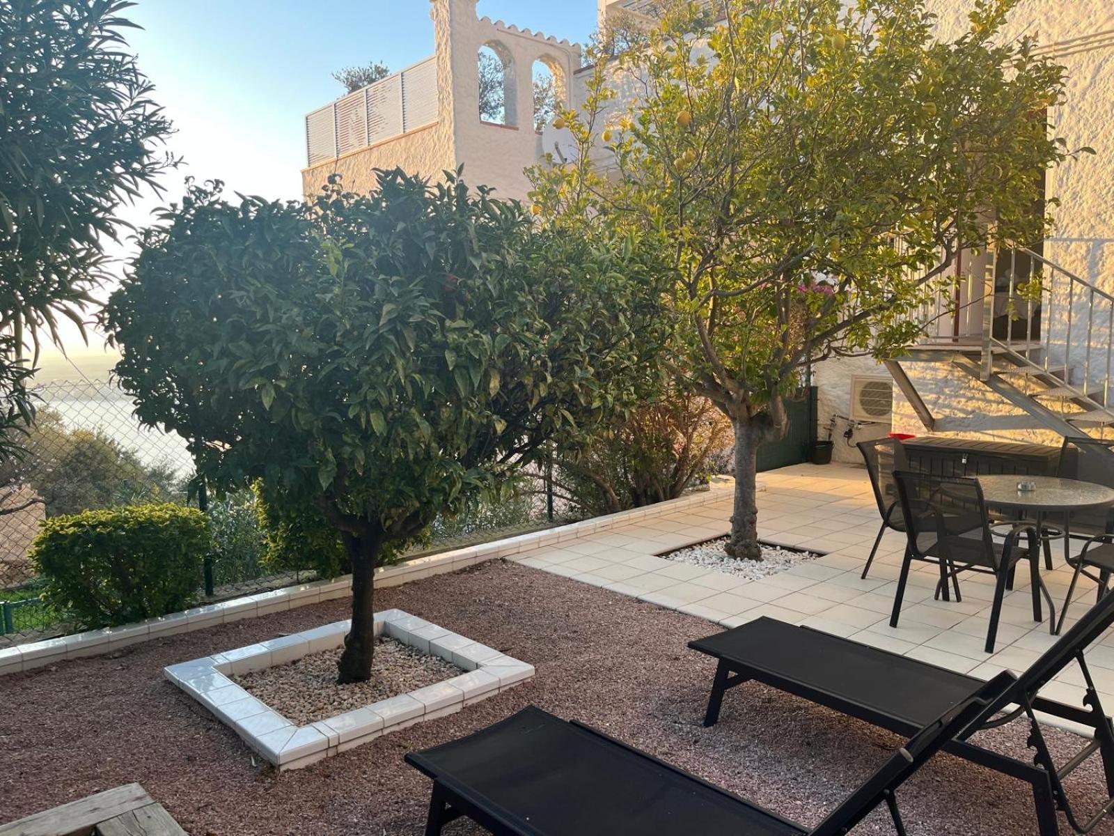 Appartement Duplex Rosas Avec Terrasse Magnifique Jacuzzi Vue Mer Екстер'єр фото